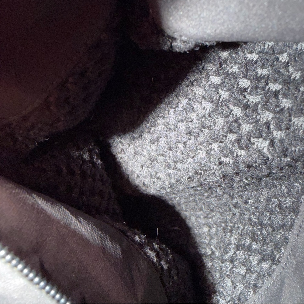 Lululemon down coat - Picture 6 of 15